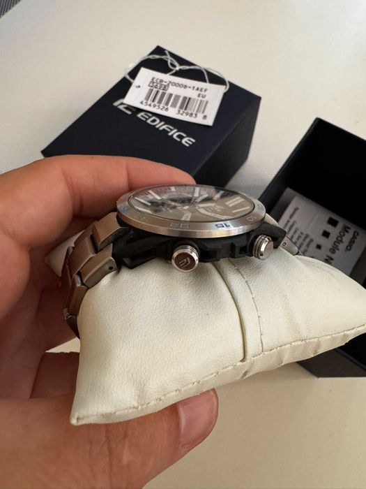 Часовник CASIO ECB-2000D-1AEF