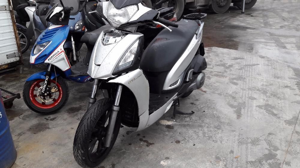 Скутер Кимко Пипъл,пипал GTI 300i (Kimco GT People,People -S )-НА ЧАСТ