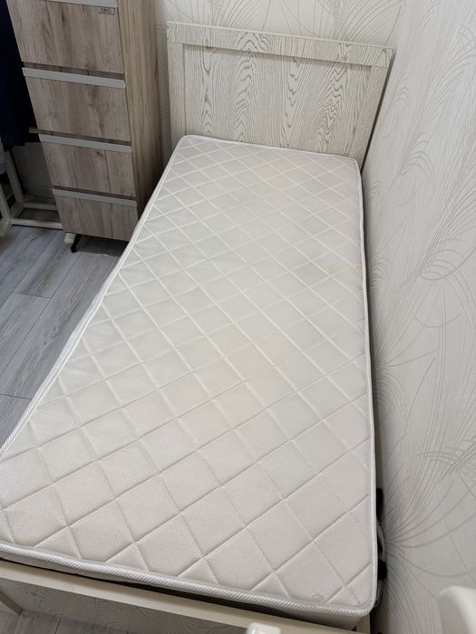 продается кровать