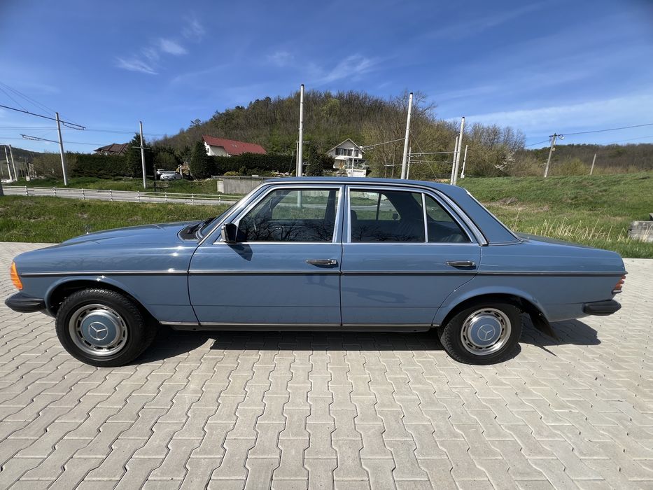 Mercedes W123 2.0D