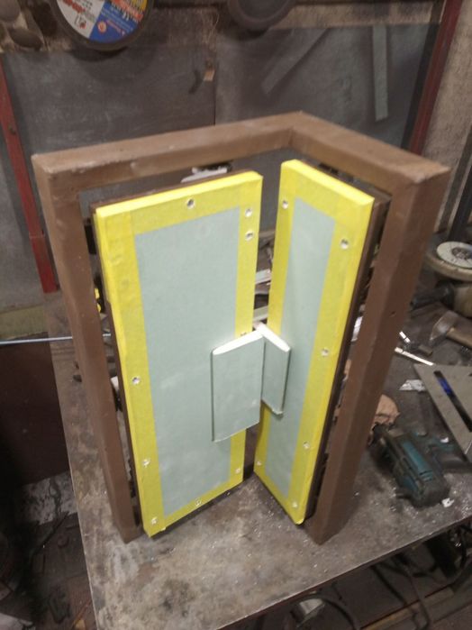 Люк невидимка угловая изготовления под заказ  любго размера