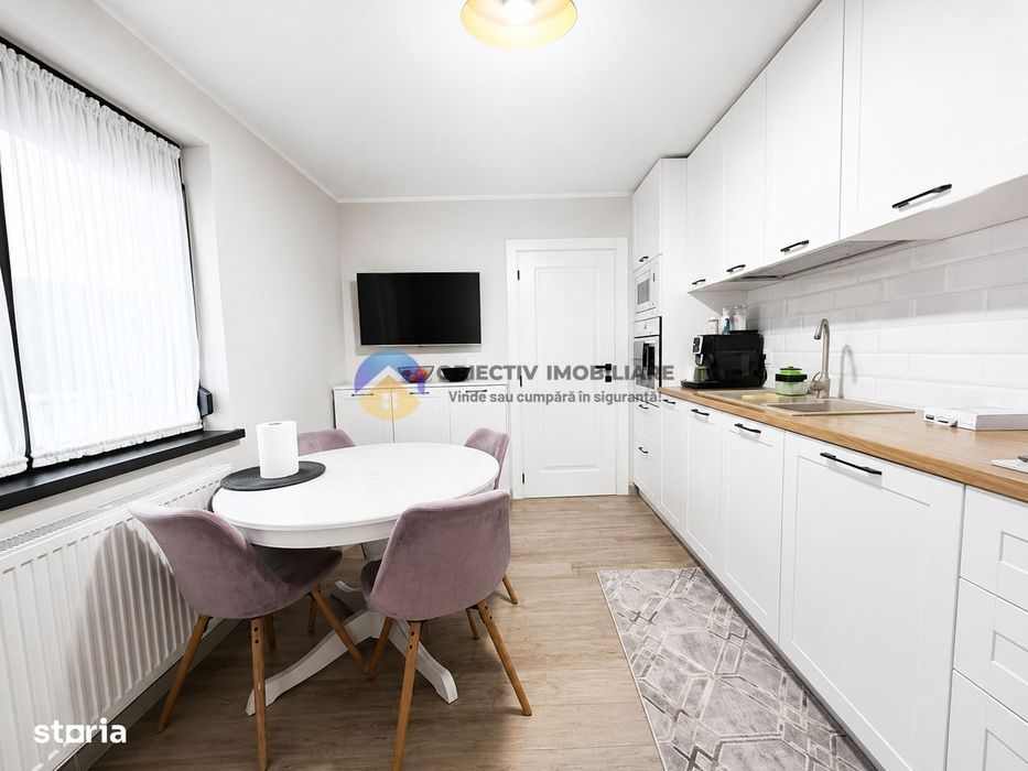 Casa tip duplex de vanzare – zona Fermelor , Piatra Neamt gata de mu