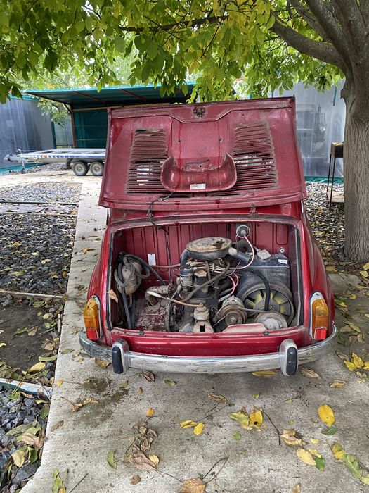 Dezmembrez Zastava 750( fiat 600)complet