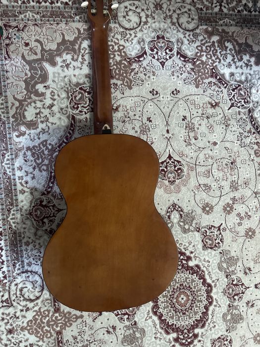 Гитара хороший бір сымы жоқ