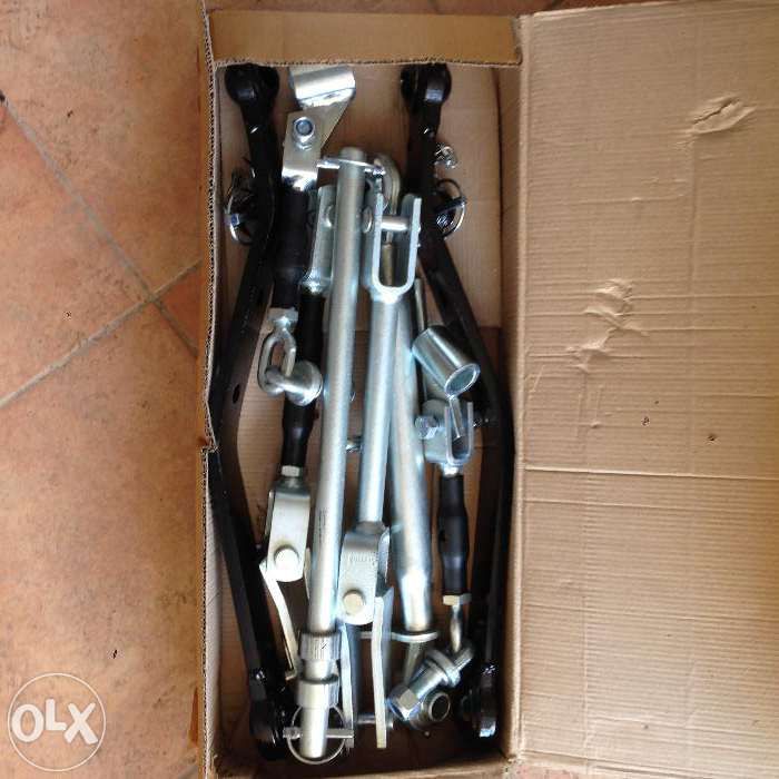 Vand set tiranti pentru tractoare japoneze