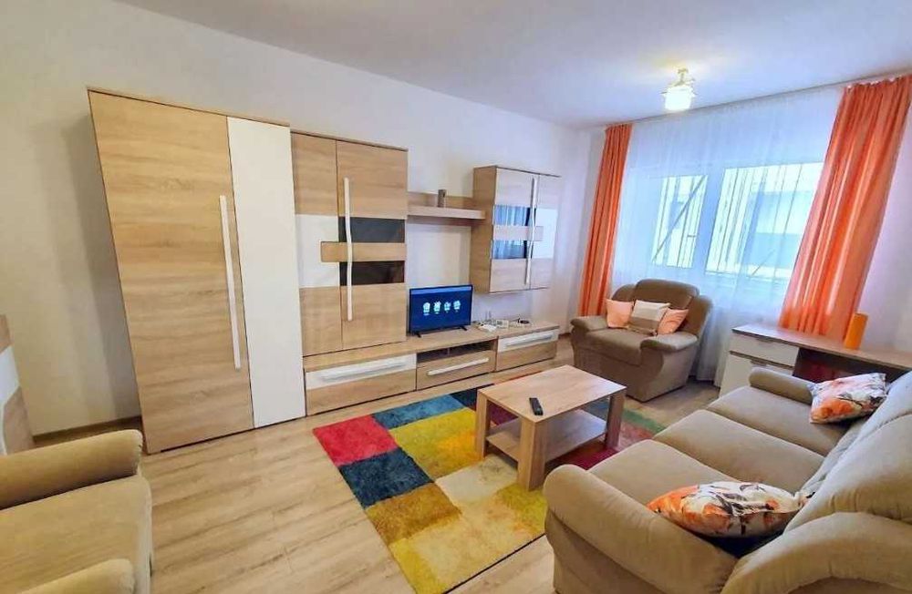 Дава се под наем Двустаен апартамент в Пловдив, Централна гара - 65 кв.м за 306 € - Снимка #1