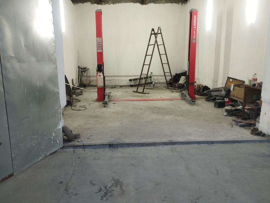 Сдается в аренду сто с подьемниками