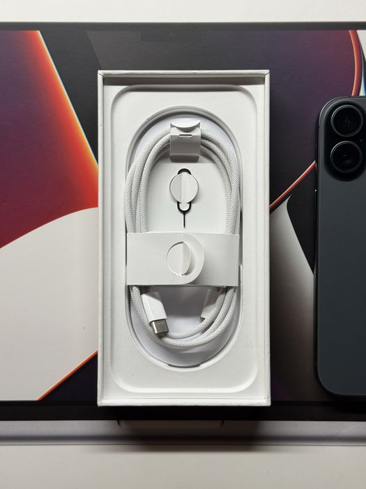 Iphone 17 100% акб