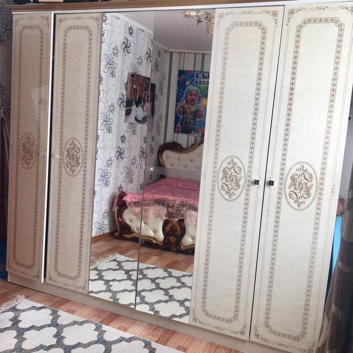 Продам спальный гарнитур. Состояние хорошее!