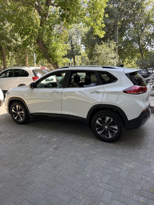 Tracker Premier Plus Toza 2024