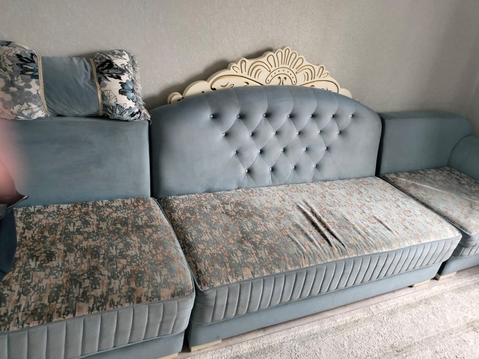 Продаю диван 3 метра