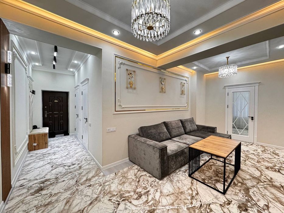 3х комнатная квартира.5этаж Лифт. АЭРОПОРТ