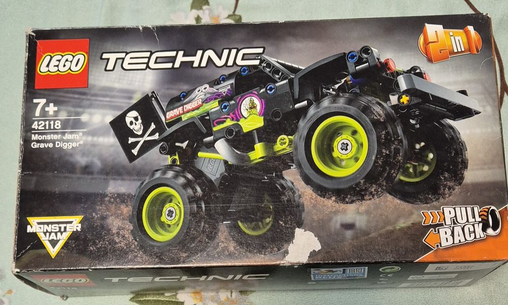 Lego technic Monster Jam Grave Digger