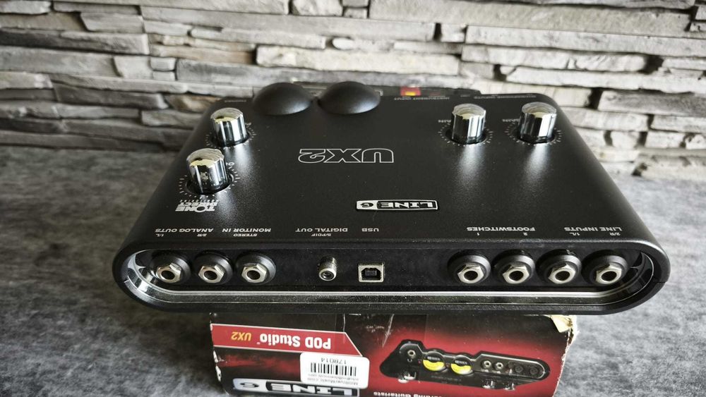 Interfață audio chitară USB Line 6 POD Studio UX2 placă sunet – în cutie - Garantie 1 AN!
