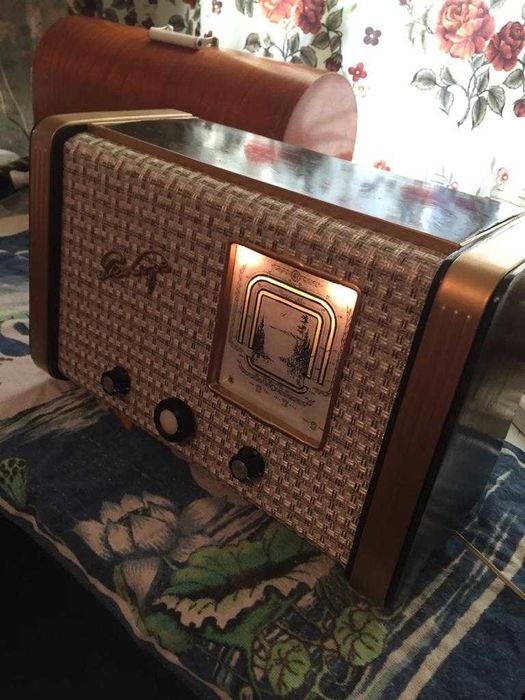 Радиоприемник Рекорд