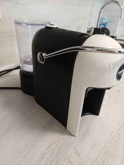 Кафемашина-Lavazza