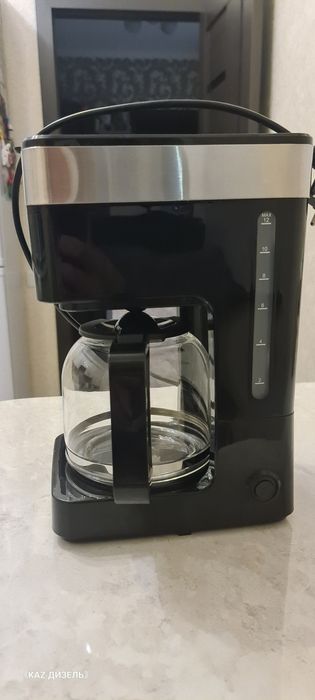 Кофеварка (как новая) Brayer