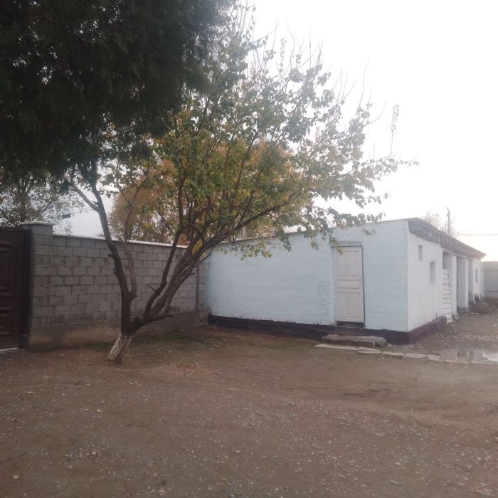 Уй сотилади хамма шаройитлари бор 5 хонали 40 сотих