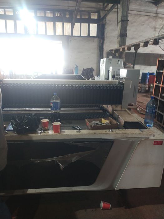 Lazer xizmati  Listga ishlov berish xizmatiyam bor