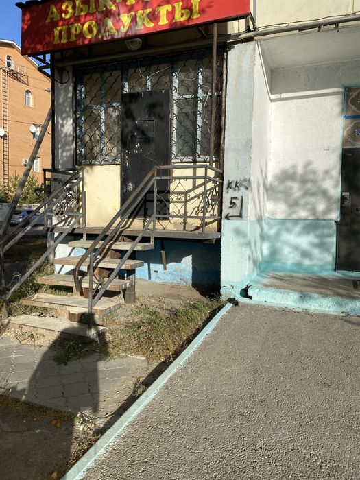 Продам коммерческое  помещение 63 кв