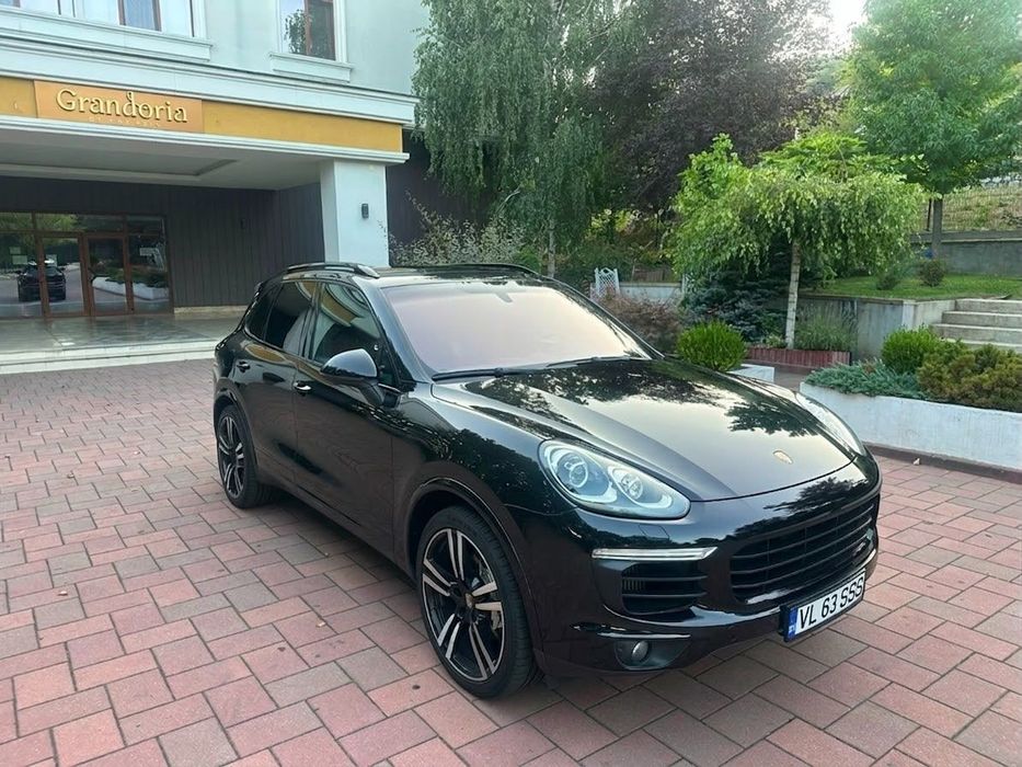 Porsche Cayenne Platinum Edition 3.0 Diesel 262CP 2017 Facelift/Panoramic IMPECABIL!!
