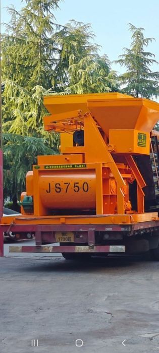 Бетон мешалка JS750 .  В Узбекистане. Производителность 30'-35 м3