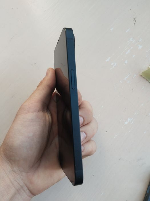 В продаже iPhone 13