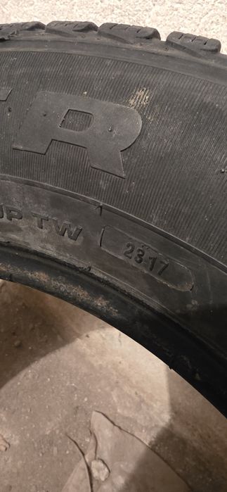 Зимни гуми 195 65 15 Dot 2017г.