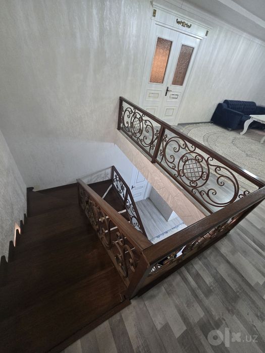 3 qavatli premium hovli uy sotiladi
