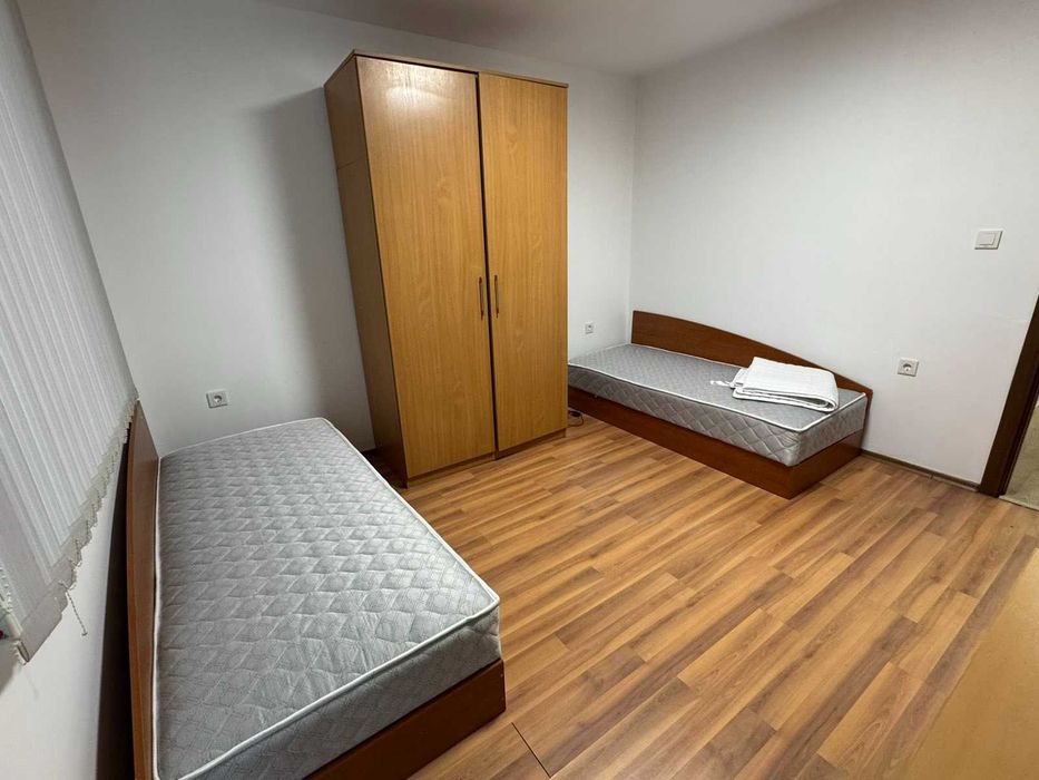 Продава се Тристаен апартамент в Бургас, Възраждане - 101 кв.м за 1288 €/кв.м - Снимка #12