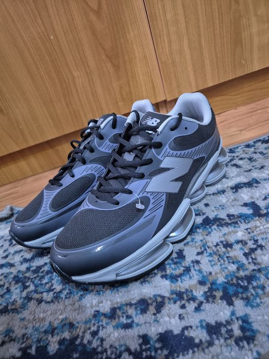 New Balance 2000 abzorb