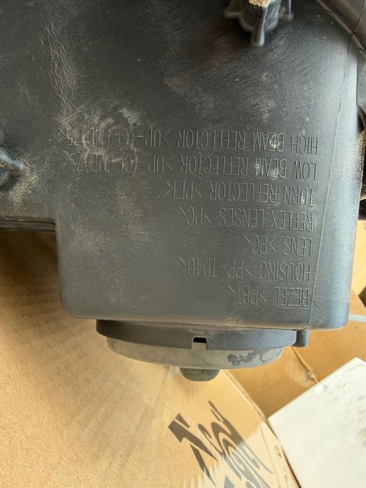 Оригинални фарове Ford F 150