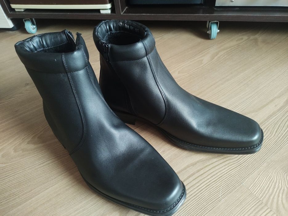 Боти от естествена кожа. Номер 47