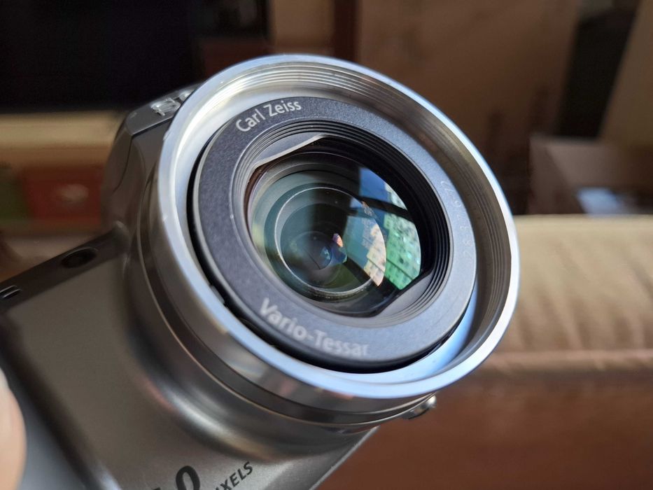 Aparat foto digital Sony DSC-H2