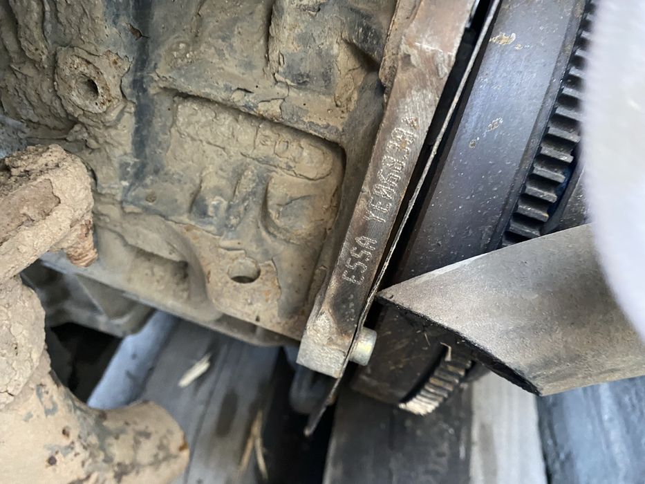 Двигатель двс мотор e5sa на Форд