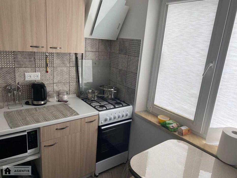 Дава се под наем Двустаен апартамент в София, Люлин 5 - 56 кв.м за 402.9 € - Снимка #2