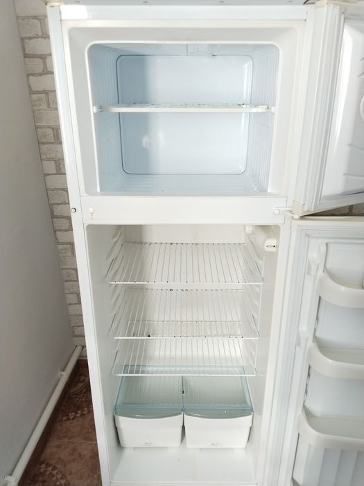 Продается холодильник