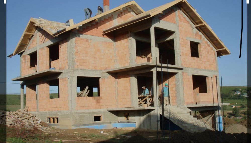 Echipa de constructie