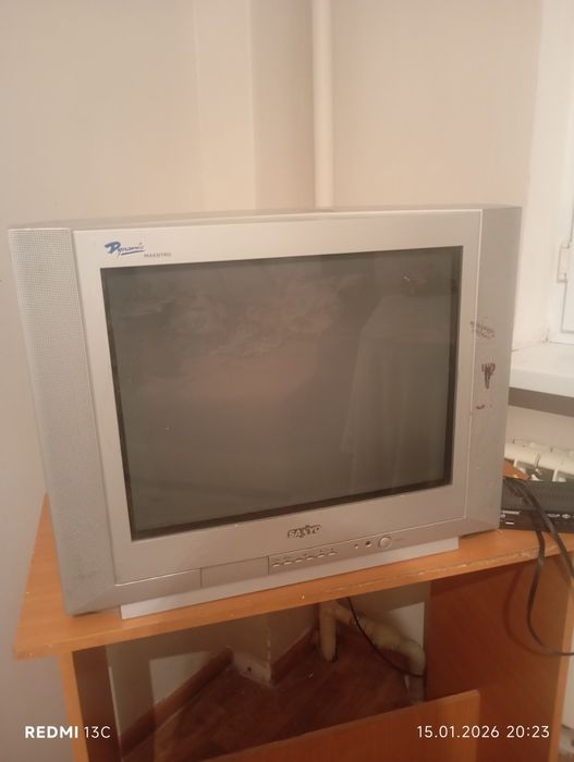 Телевизор продаётся срочно