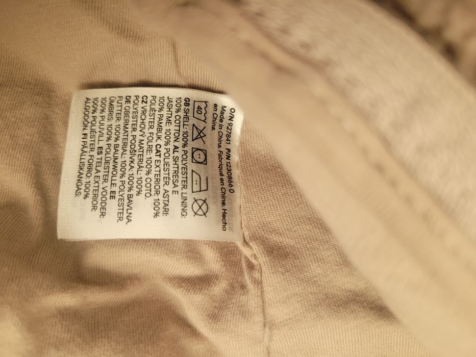 Costum pufos/ salopeta H&M 62mm,2-4 luni