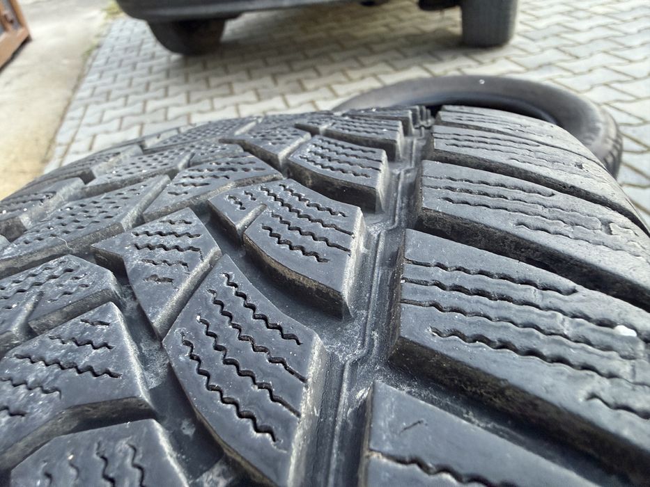 4бр. КАТО НОВИ Зимни Гуми С Борд 215/60R/16 -DUNLOP- DOT:3421 *7.7мм+6.4мм*