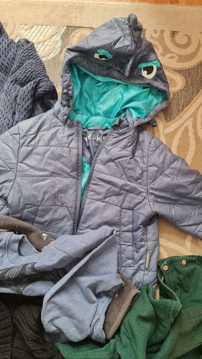 Продам детские вещи