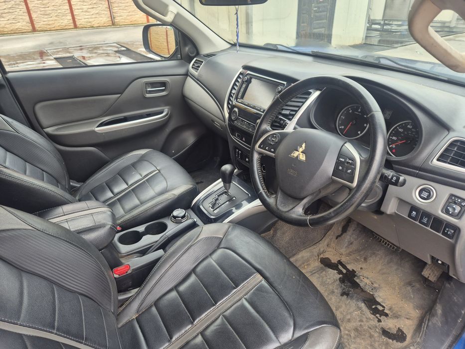 Mitsubishi L200/Fiat Fullback 2016 2.4 volan dreapta