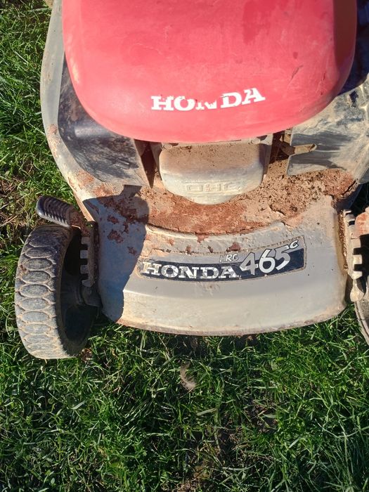 Honda de tuns iarba doar pentru motor