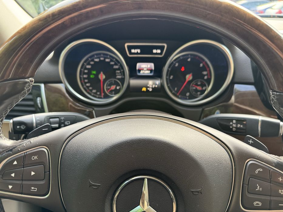 Mercedes-Benz 350 D 4 Matic