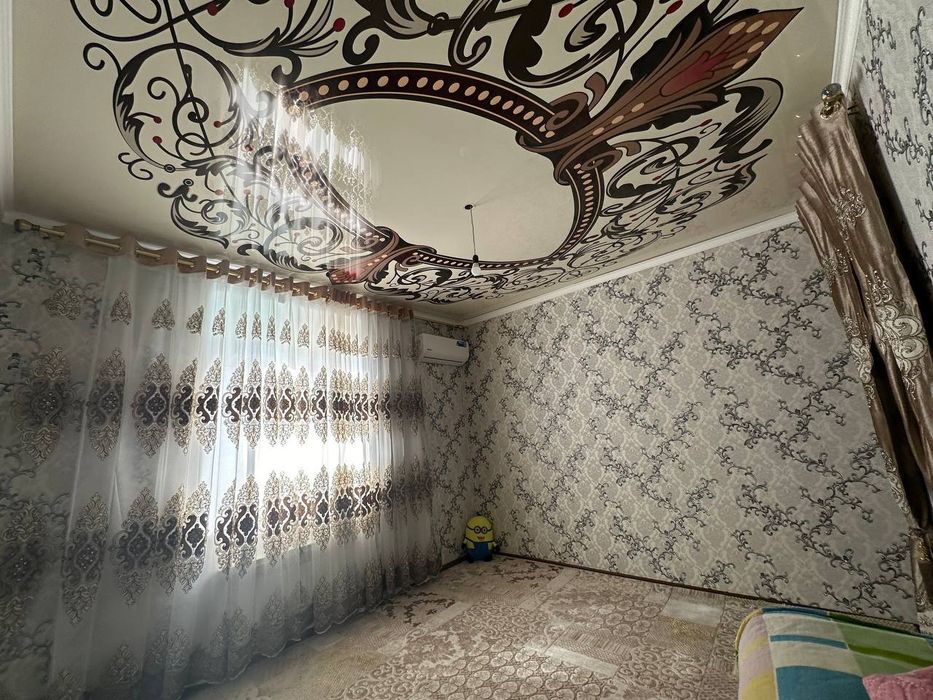 Базардын касы бурынгы Батыр ата бетте 1 ханалы квартира сатылады