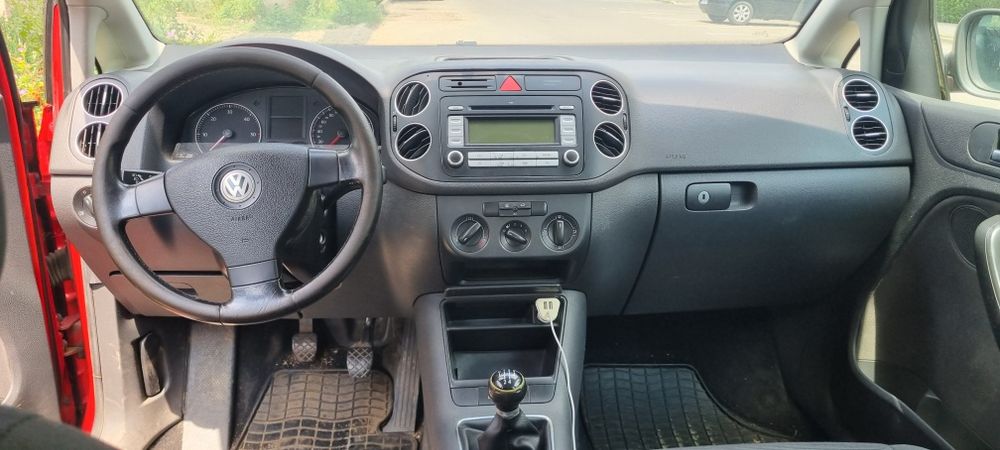 Golf plus pentru piese