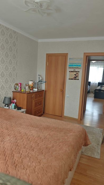 Трехкомнатная в центре