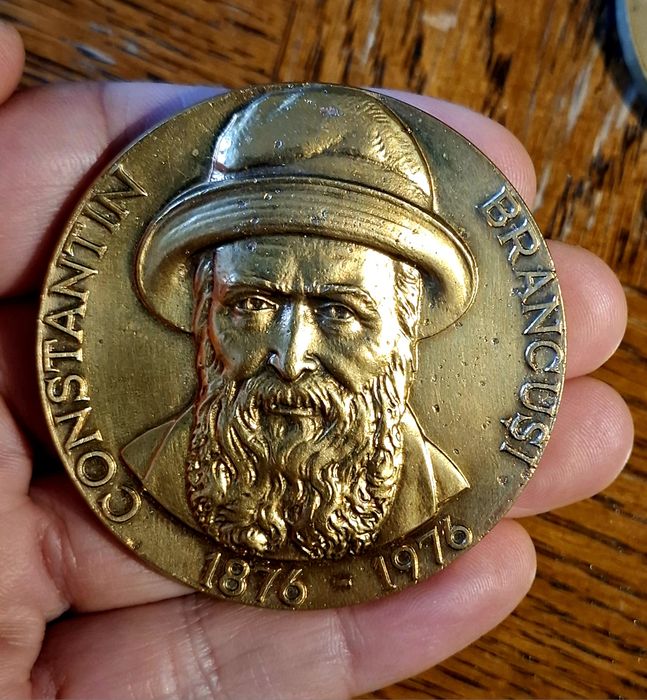 Medalie Brâncuși centenar 1876-1976