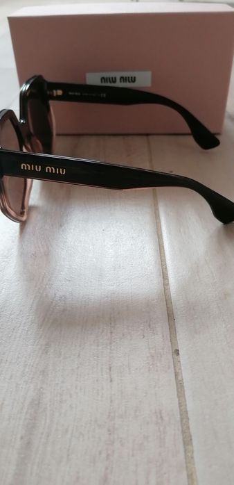 Намалена цена - 199лв. Дамски слънчеви очила Miu Miu